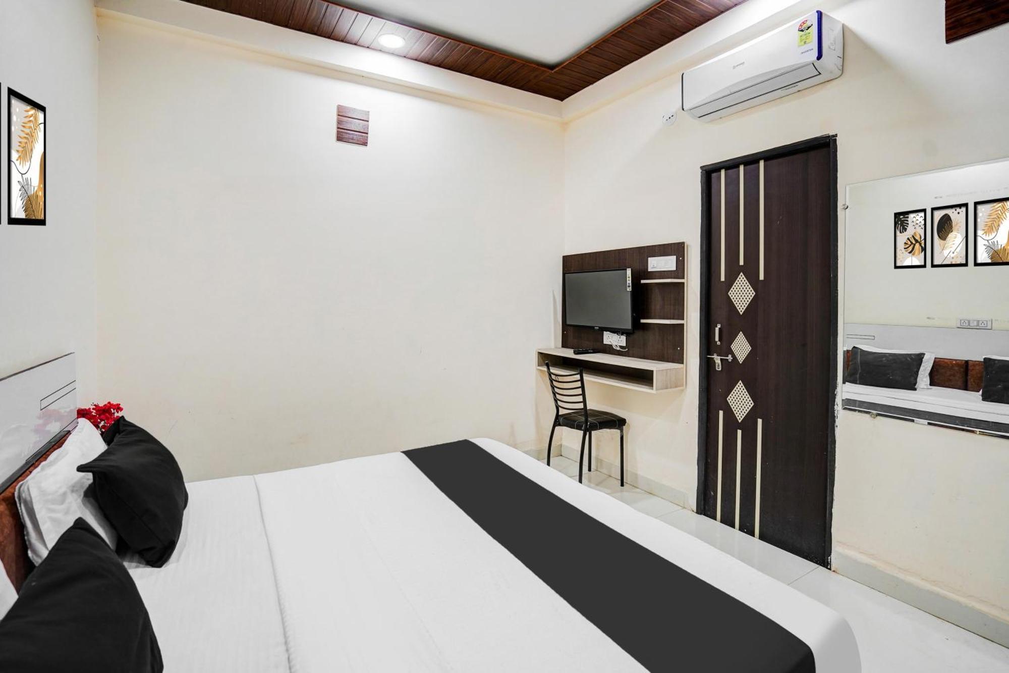 Super Hotel O Brilliant Convention Centre Formerly Madhur Shree Indore Extérieur photo