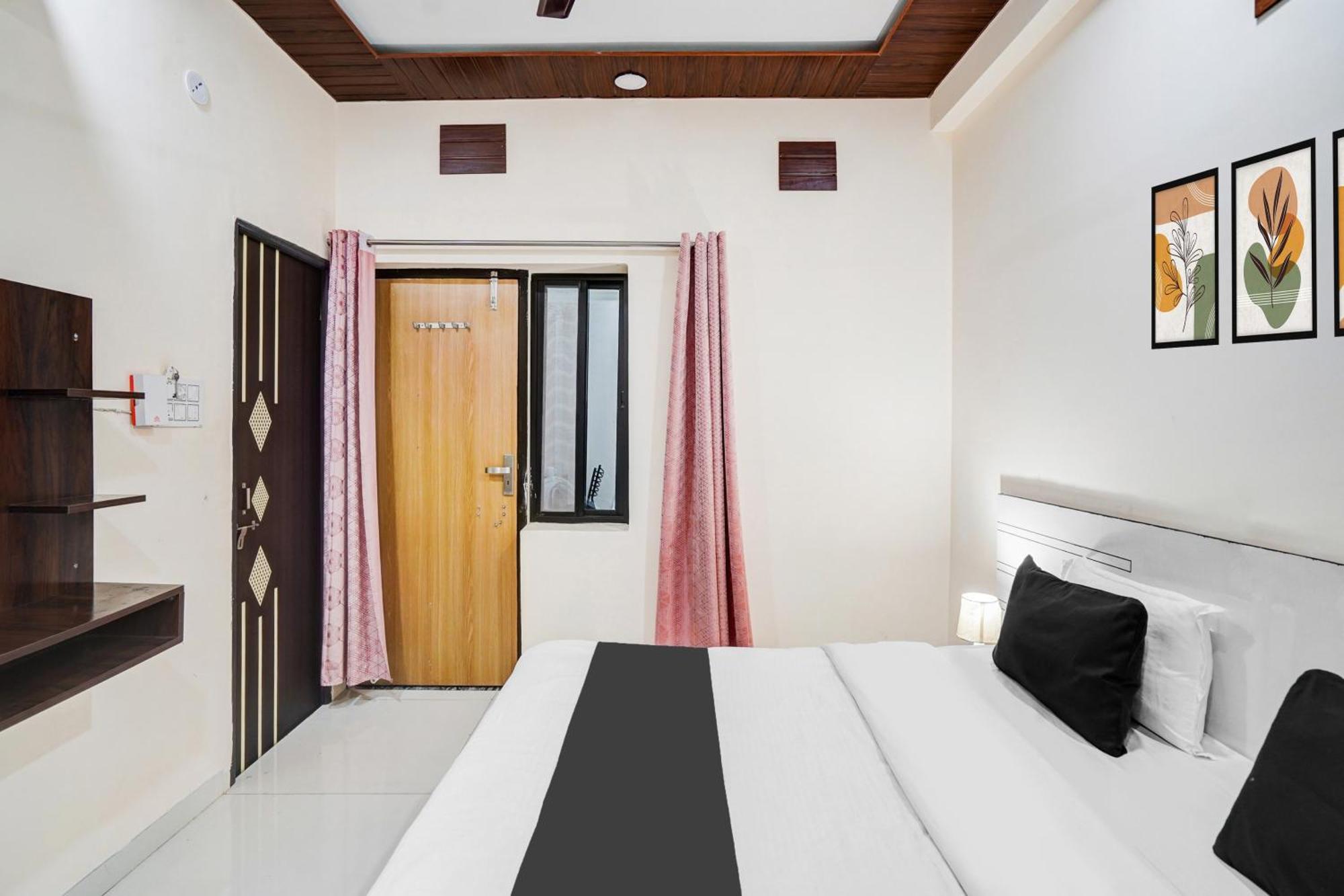 Super Hotel O Brilliant Convention Centre Formerly Madhur Shree Indore Extérieur photo