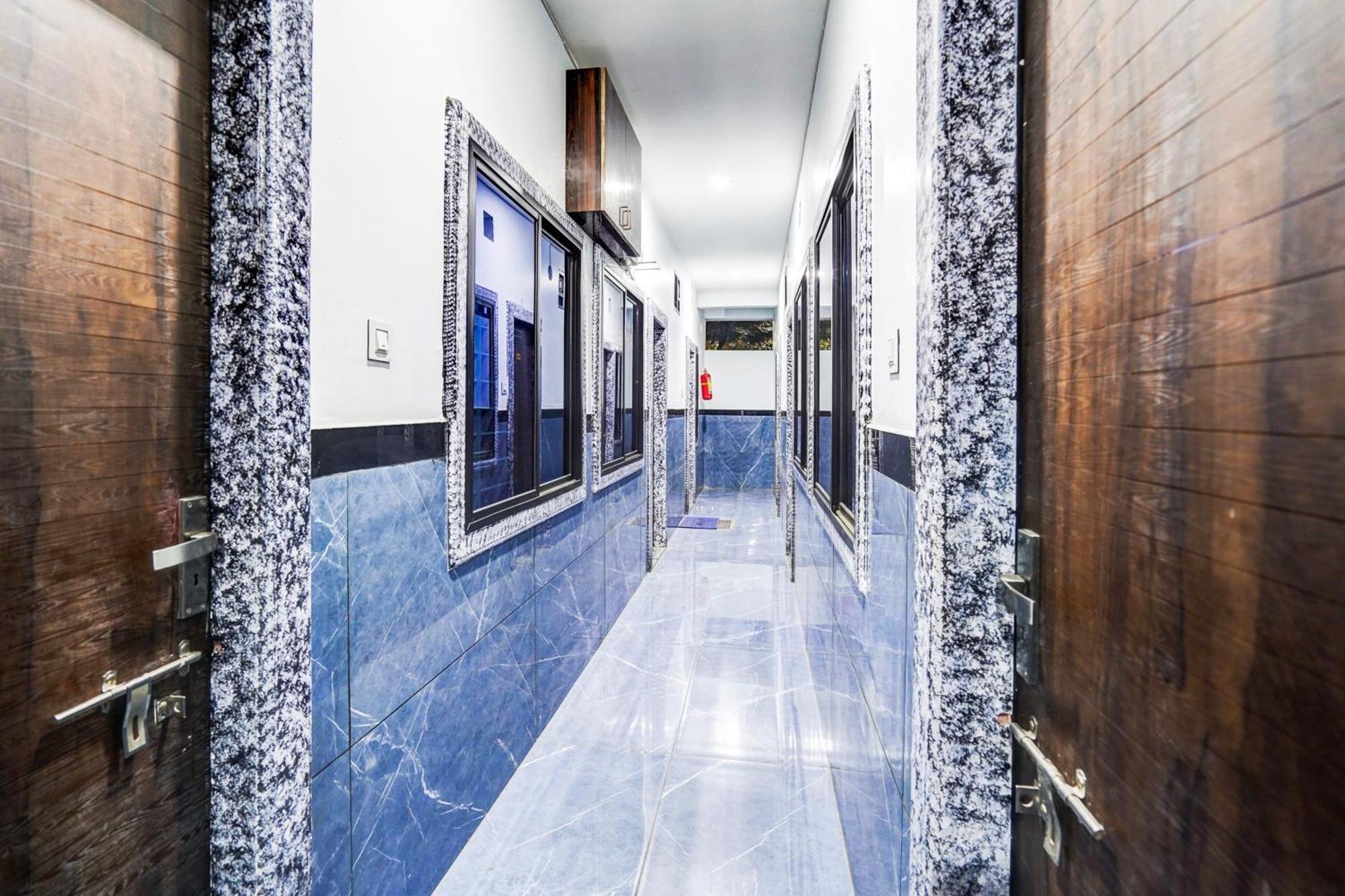 Super Hotel O Brilliant Convention Centre Formerly Madhur Shree Indore Extérieur photo